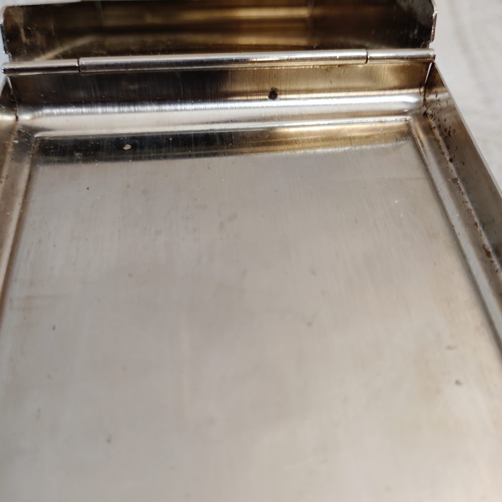 Silvertone Geometric Patterned Cigarette Case - image 4